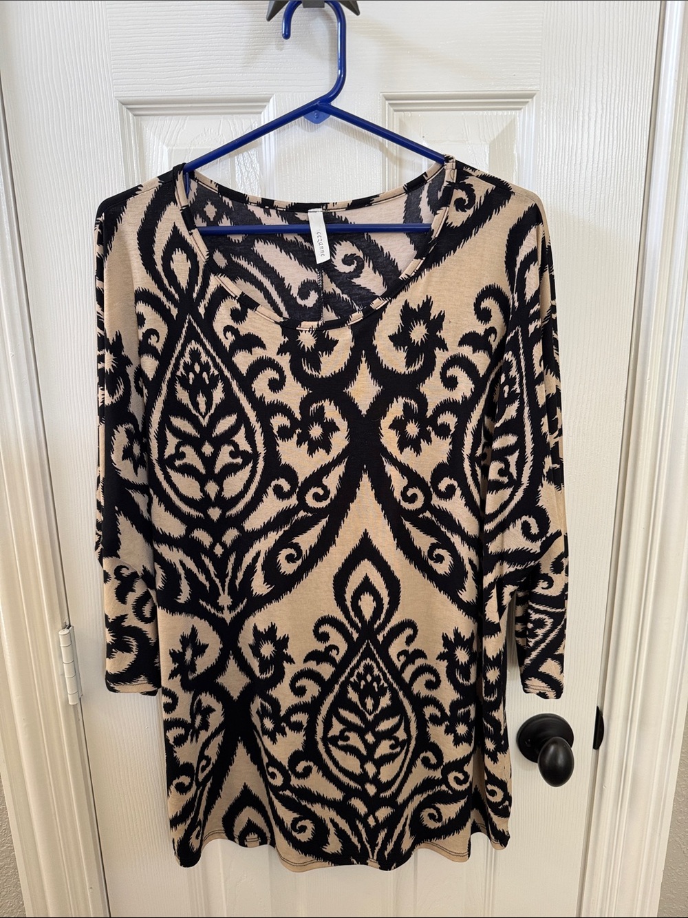 Cezanne Beige and Black Long Sleeve Tunic Top